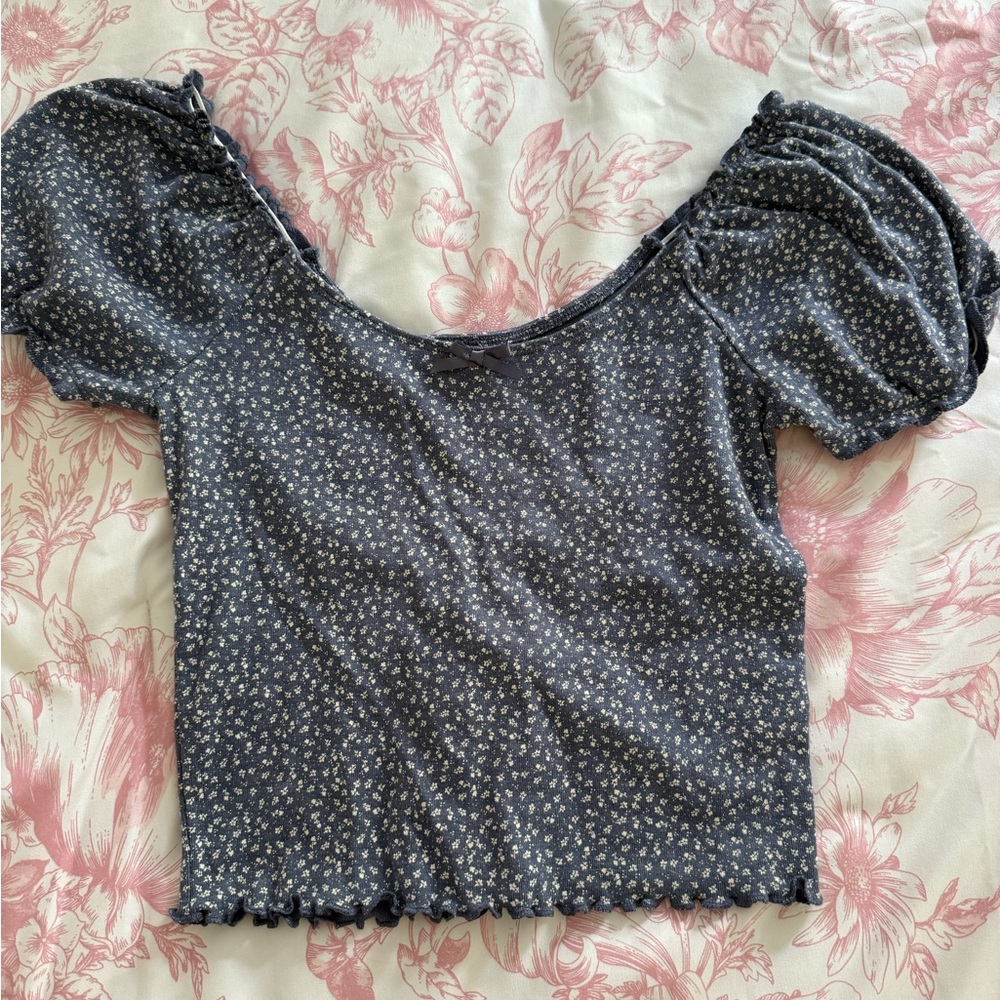 American Eagle Outfitters Blue Floral Blouse